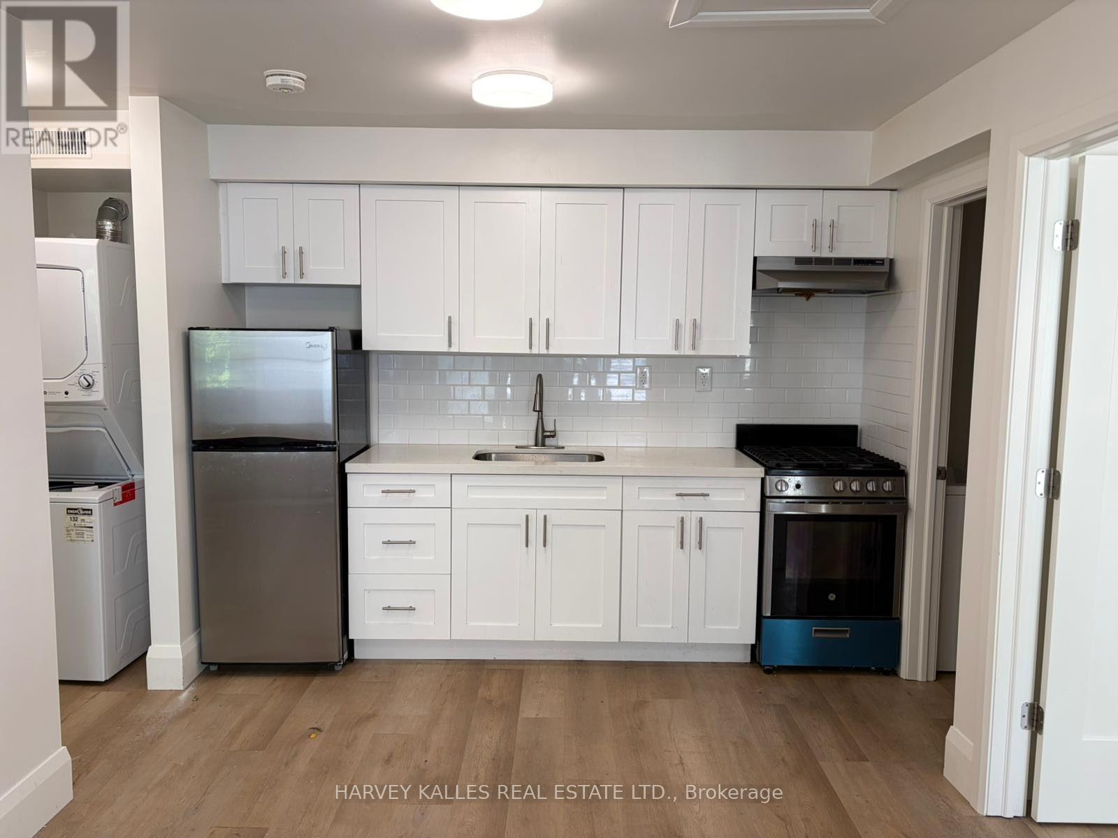 2 - 316 Lonsdale Road, Toronto, Ontario M4V 1X4 - Photo 4 - C13729182