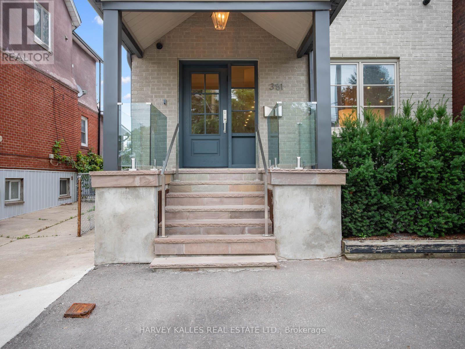 381 Glenholme Avenue, Toronto, Ontario  M6E 3E6 - Photo 2 - C13730952