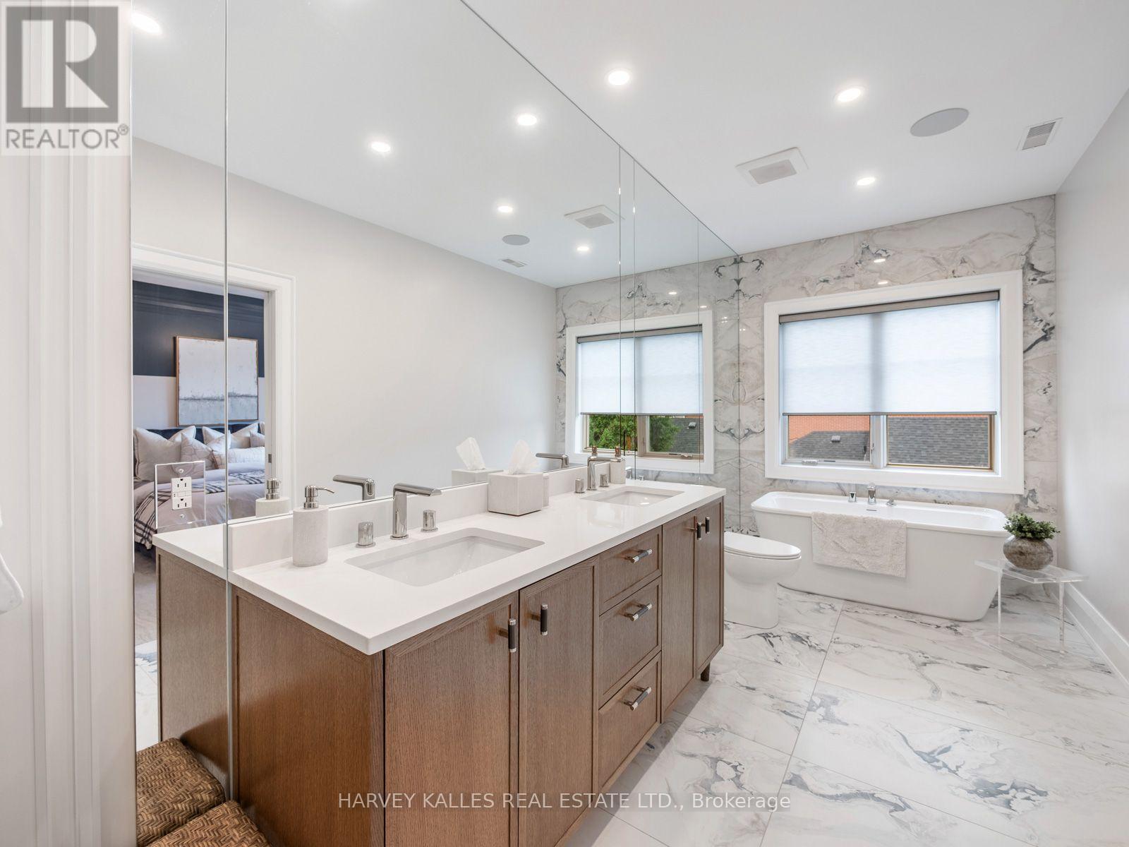 381 Glenholme Avenue, Toronto, Ontario  M6E 3E6 - Photo 26 - C13730952