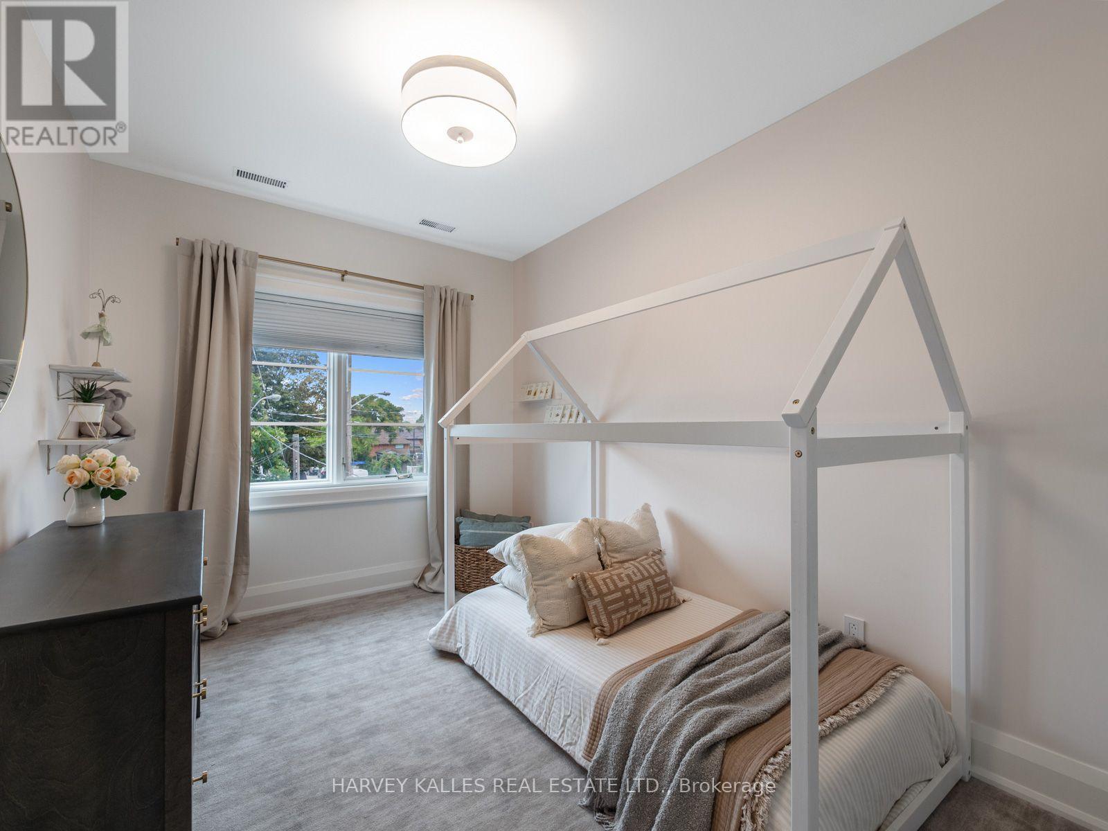 381 Glenholme Avenue, Toronto, Ontario  M6E 3E6 - Photo 32 - C13730952
