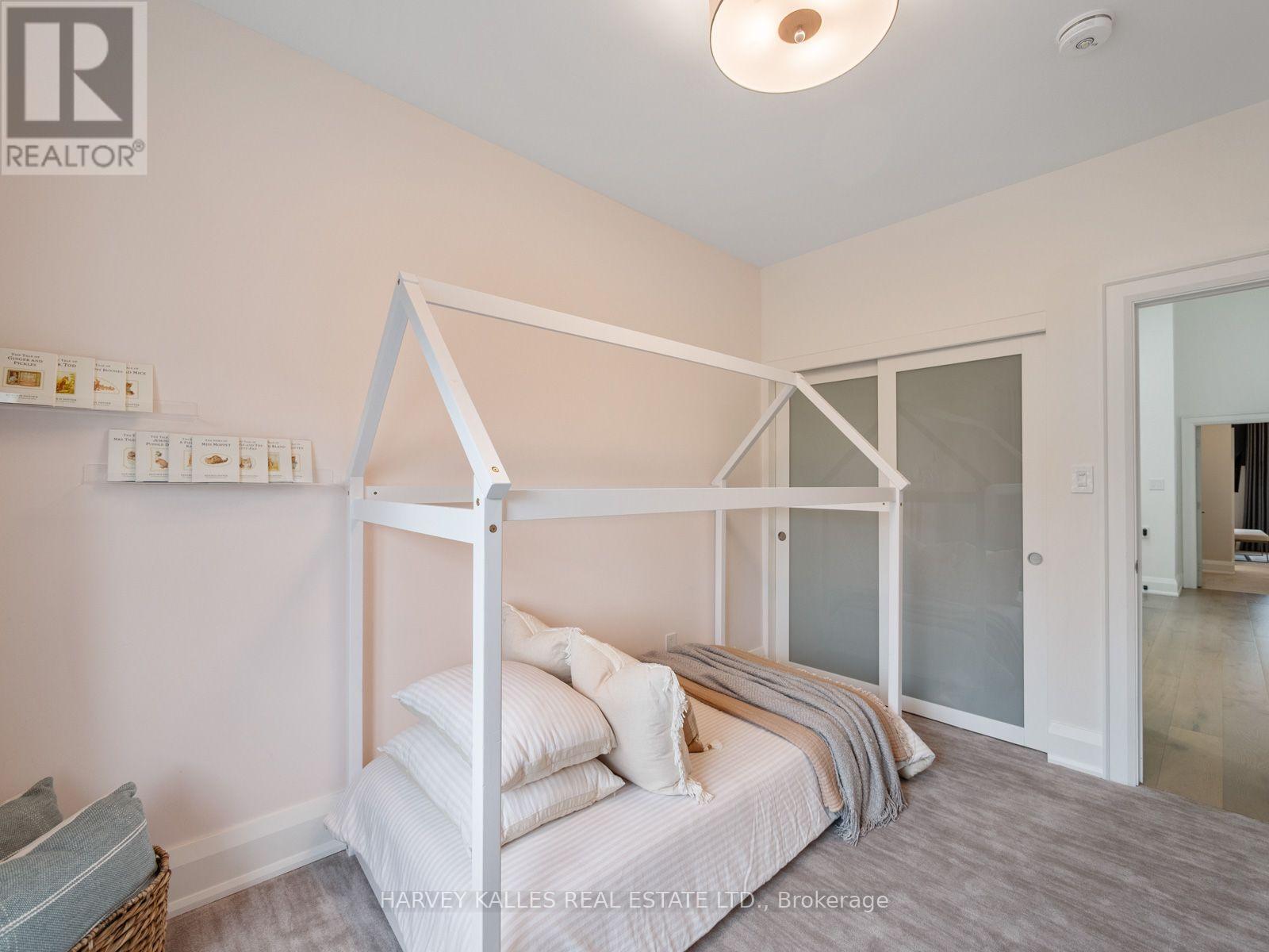 381 Glenholme Avenue, Toronto, Ontario  M6E 3E6 - Photo 33 - C13730952