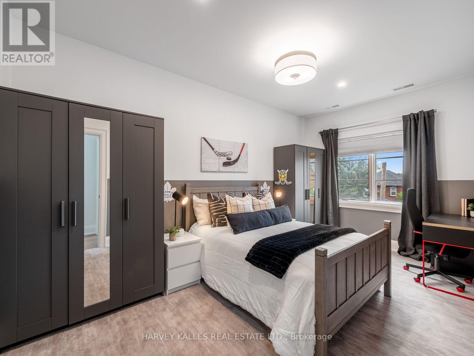 381 Glenholme Avenue, Toronto, Ontario  M6E 3E6 - Photo 34 - C13730952