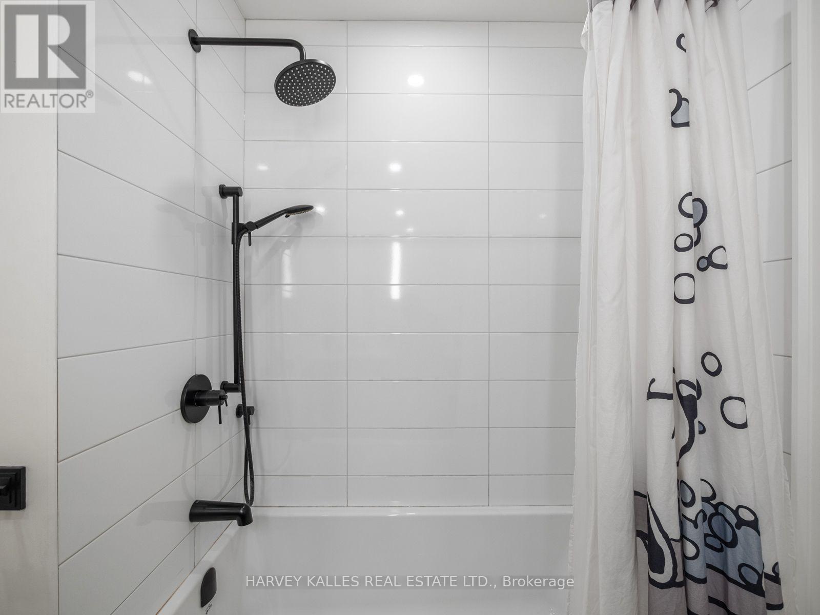 381 Glenholme Avenue, Toronto, Ontario  M6E 3E6 - Photo 37 - C13730952