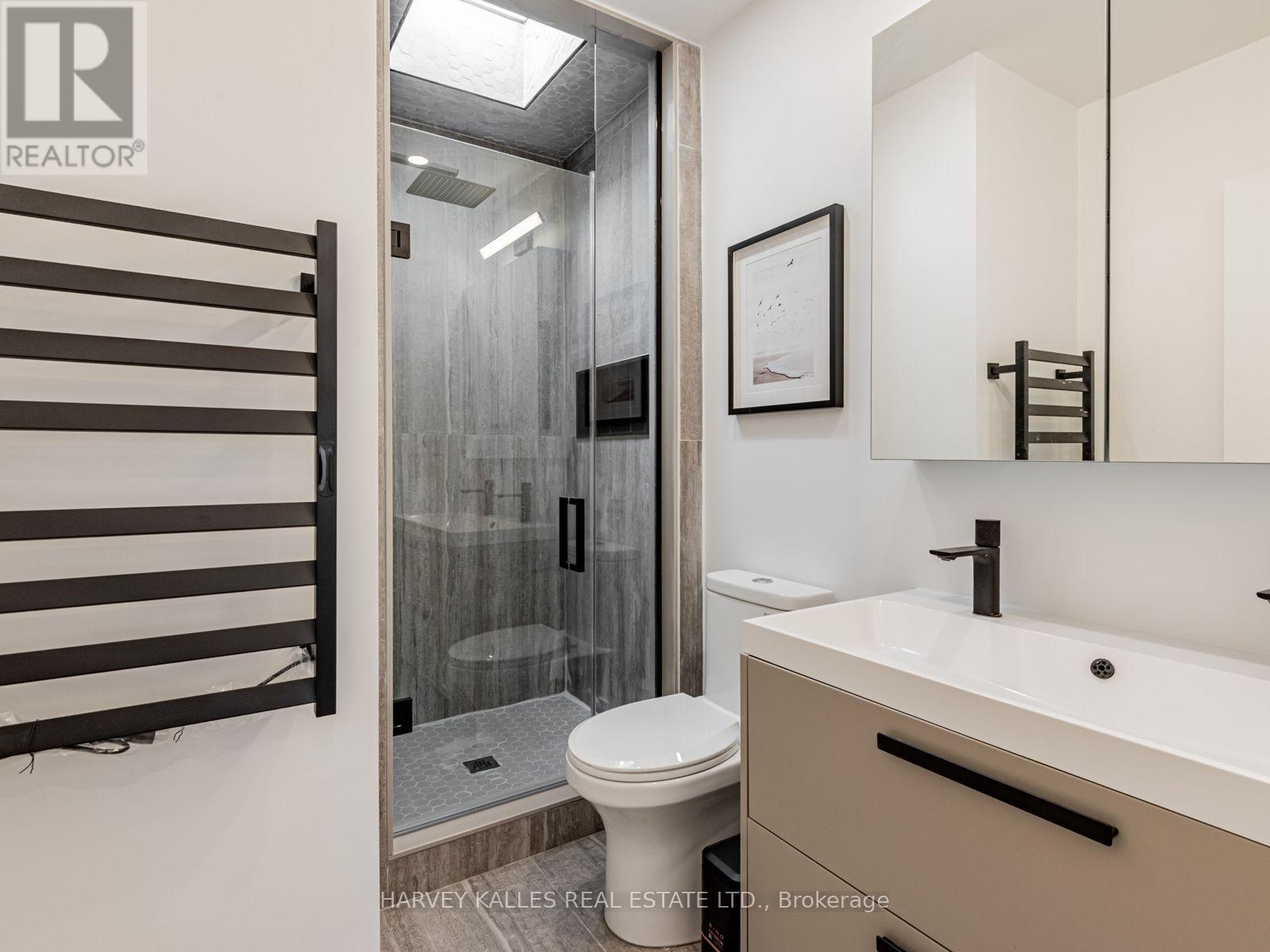 20 Leslie Garden Lane, Toronto, Ontario M4M 3B4 - Photo 19 - E13734084