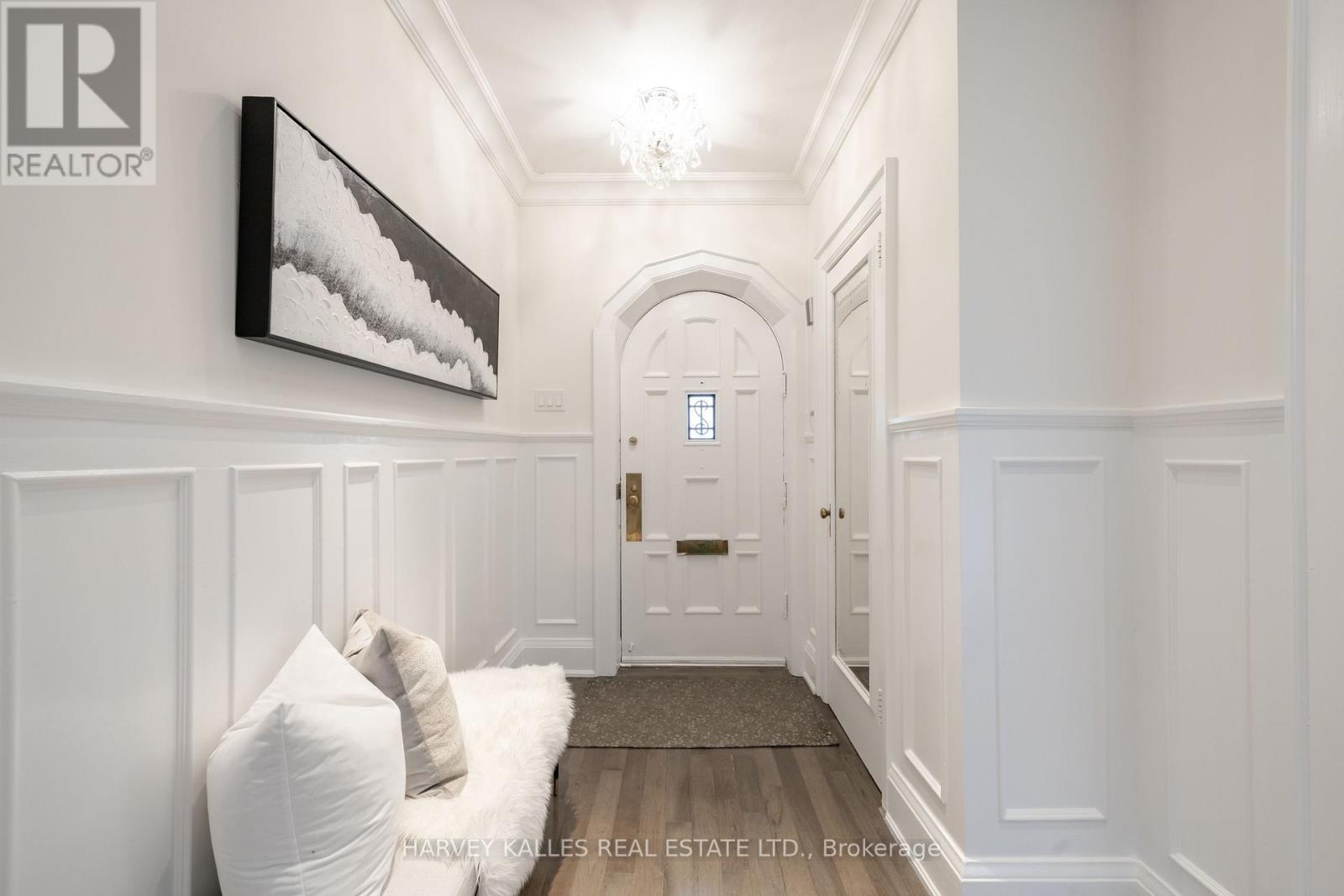 6 Browside Avenue, Toronto, Ontario M5P 2V1 - Photo 5 - C13734368