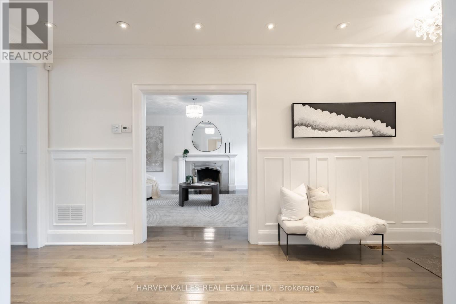6 Browside Avenue, Toronto, Ontario M5P 2V1 - Photo 7 - C13734368