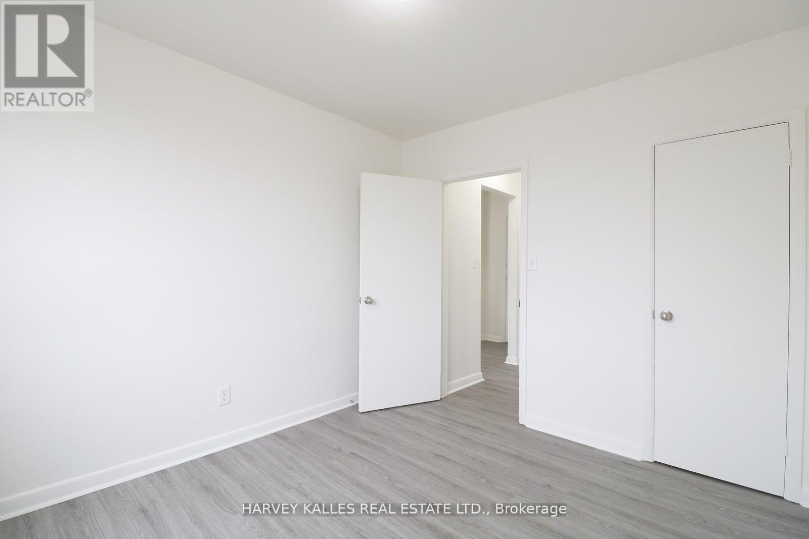 209 - 500 Gilbert Avenue, Toronto, Ontario  M6E 4X5 - Photo 11 - W13735904