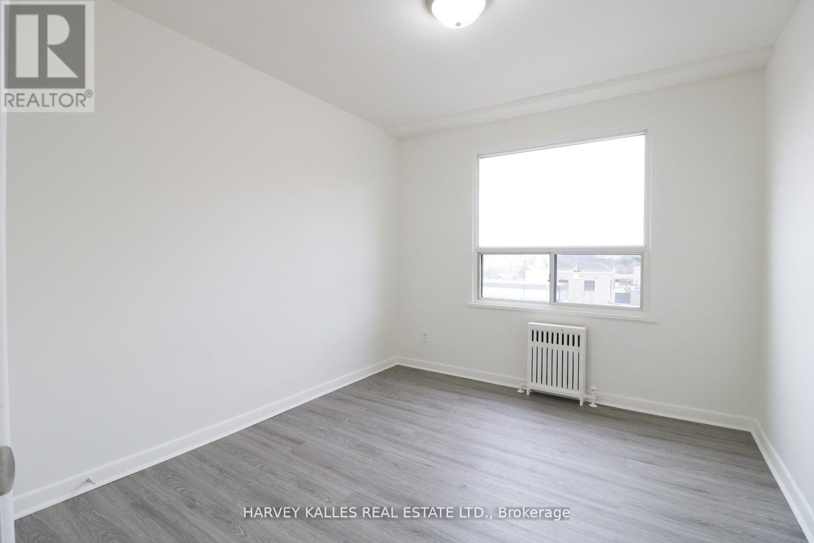 209 - 500 Gilbert Avenue, Toronto, Ontario  M6E 4X5 - Photo 9 - W13735904