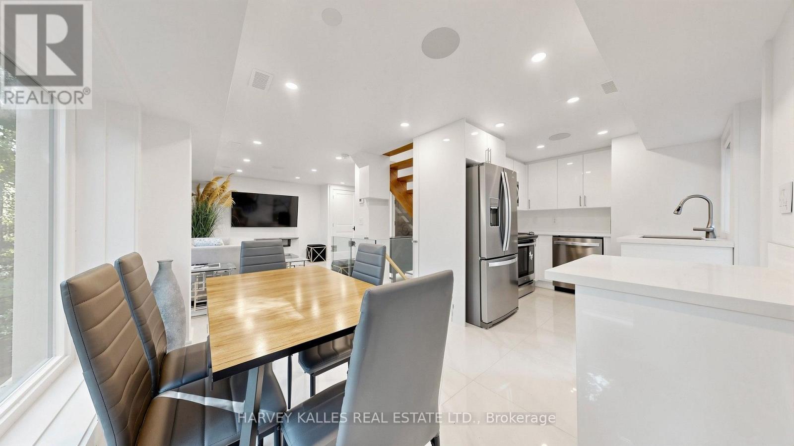 23a Donwoods Drive, Toronto, Ontario  M4N 2E9 - Photo 13 - C13737468
