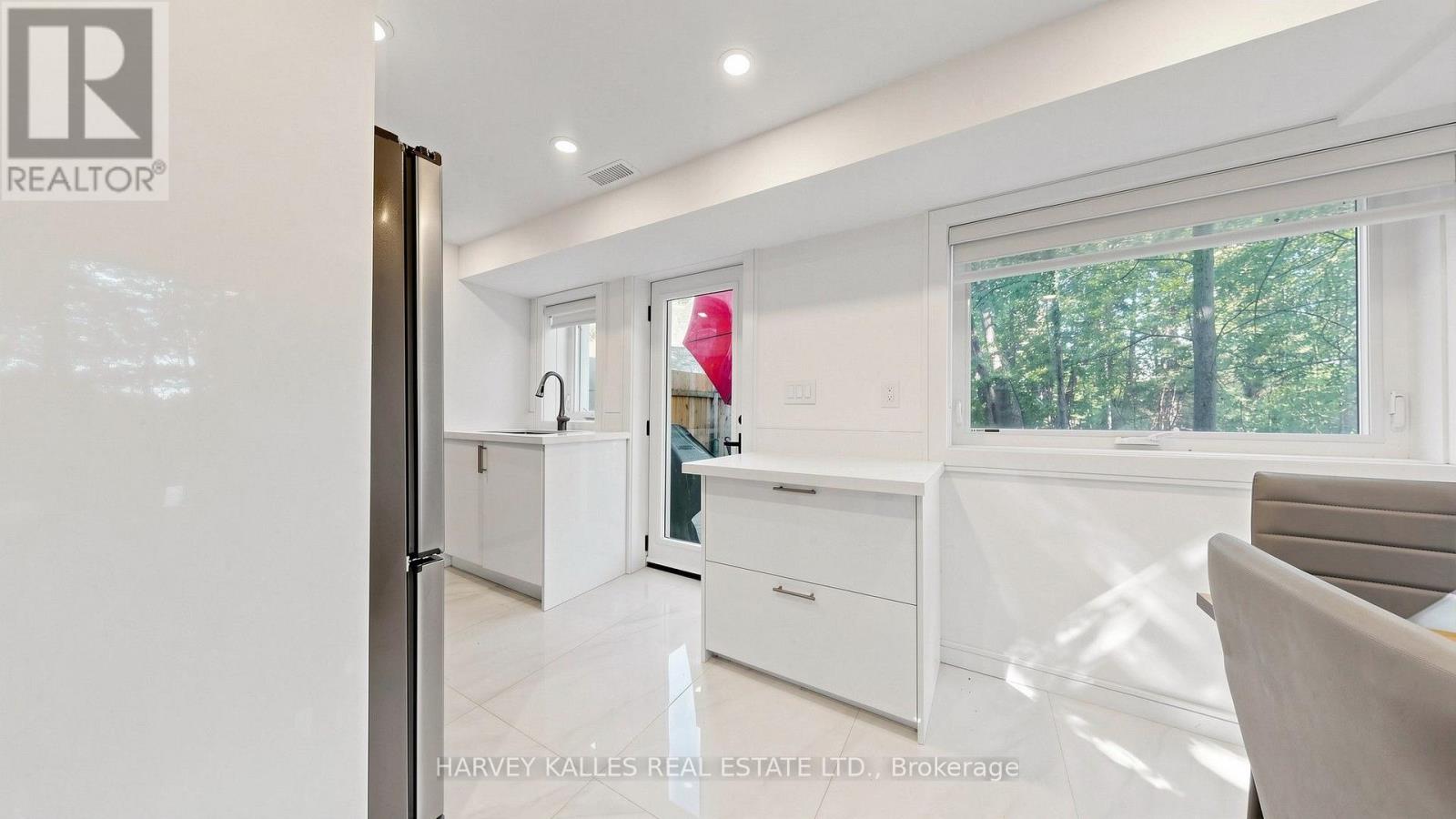 23a Donwoods Drive, Toronto, Ontario  M4N 2E9 - Photo 18 - C13737468