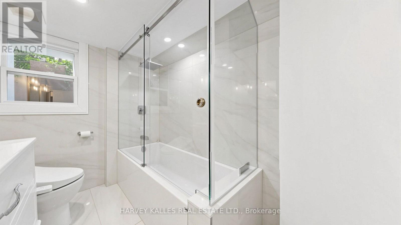 23a Donwoods Drive, Toronto, Ontario  M4N 2E9 - Photo 34 - C13737468