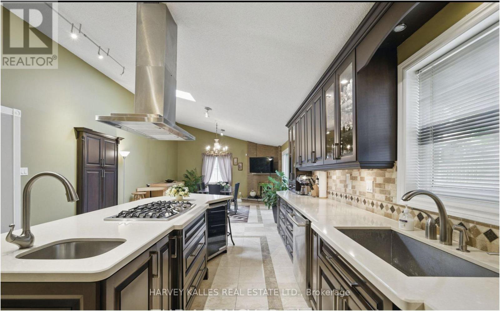 55 Denham Drive, Richmond Hill, Ontario L4C 6H8 - Photo 14 - N13740002