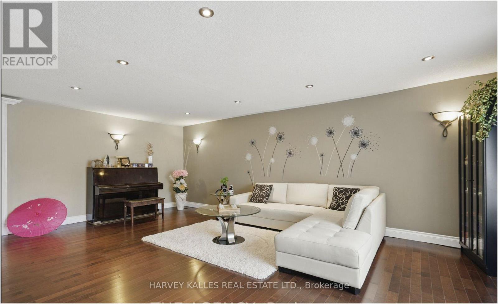 55 Denham Drive, Richmond Hill, Ontario L4C 6H8 - Photo 16 - N13740002