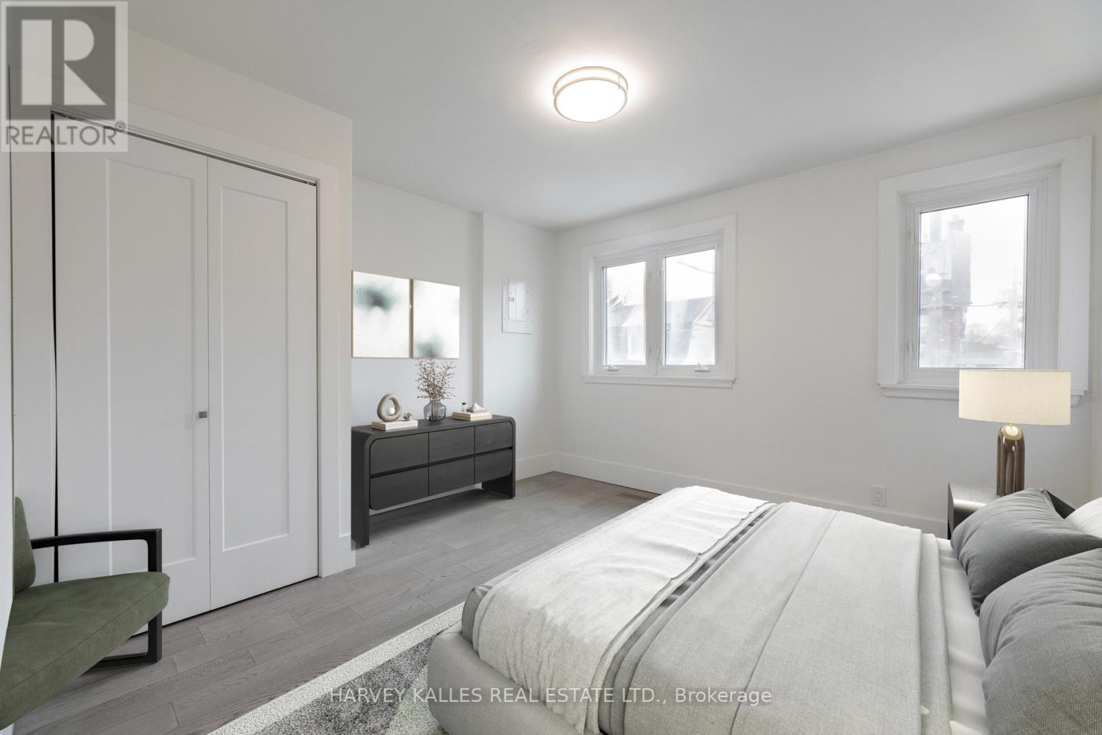 2 - 210 Christie Street, Toronto, Ontario M6G 3B7 - Photo 3 - W13742576