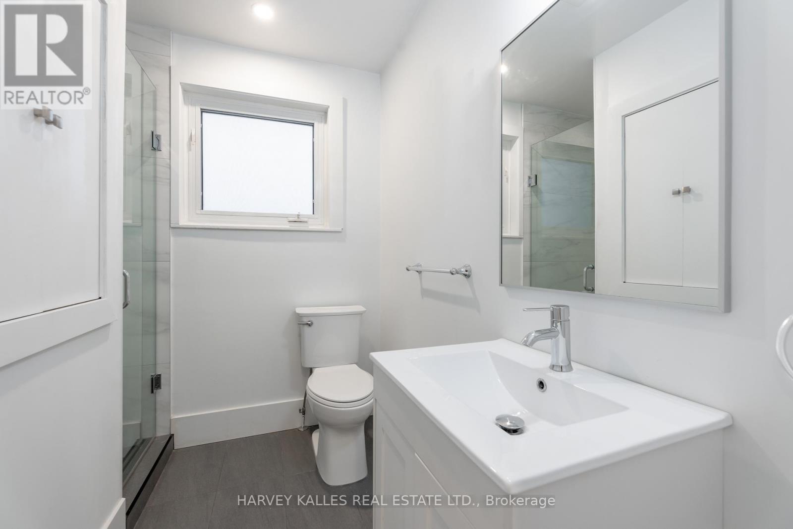 2 - 210 Christie Street, Toronto, Ontario M6G 3B7 - Photo 5 - W13742576