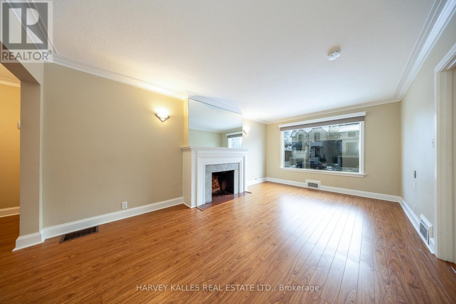Main - 222 Joicey Boulevard, Toronto, Ontario M5M 2V5 - Photo 10 - C13742748