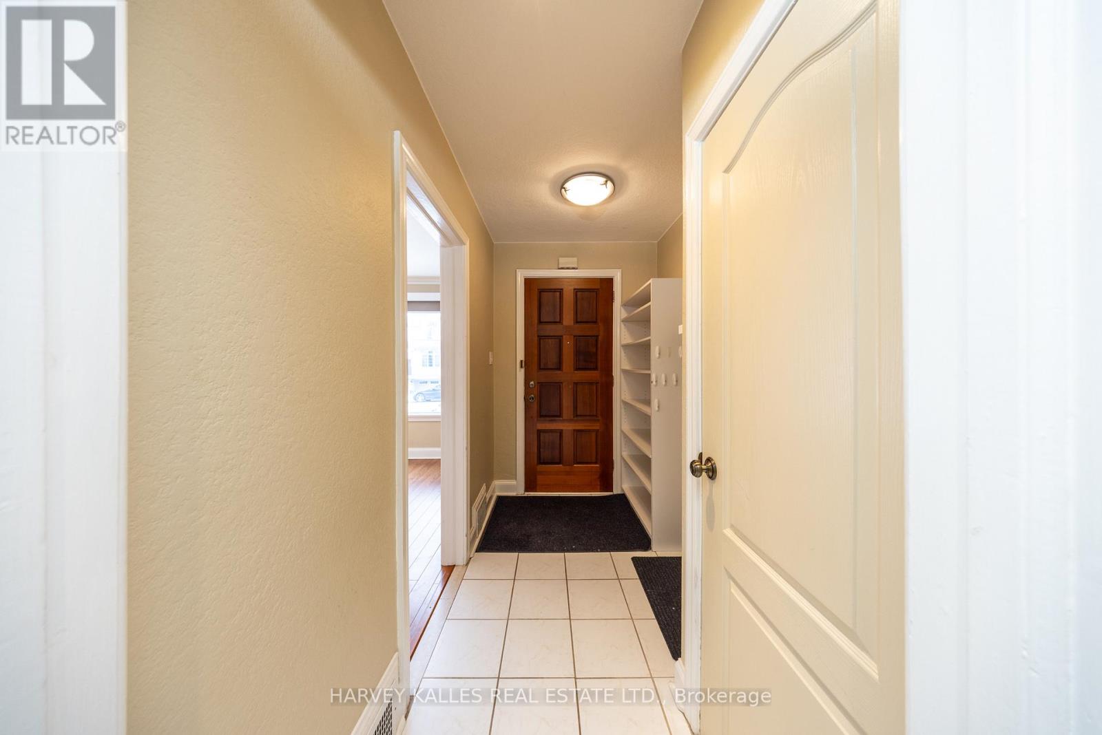Main - 222 Joicey Boulevard, Toronto, Ontario M5M 2V5 - Photo 18 - C13742748