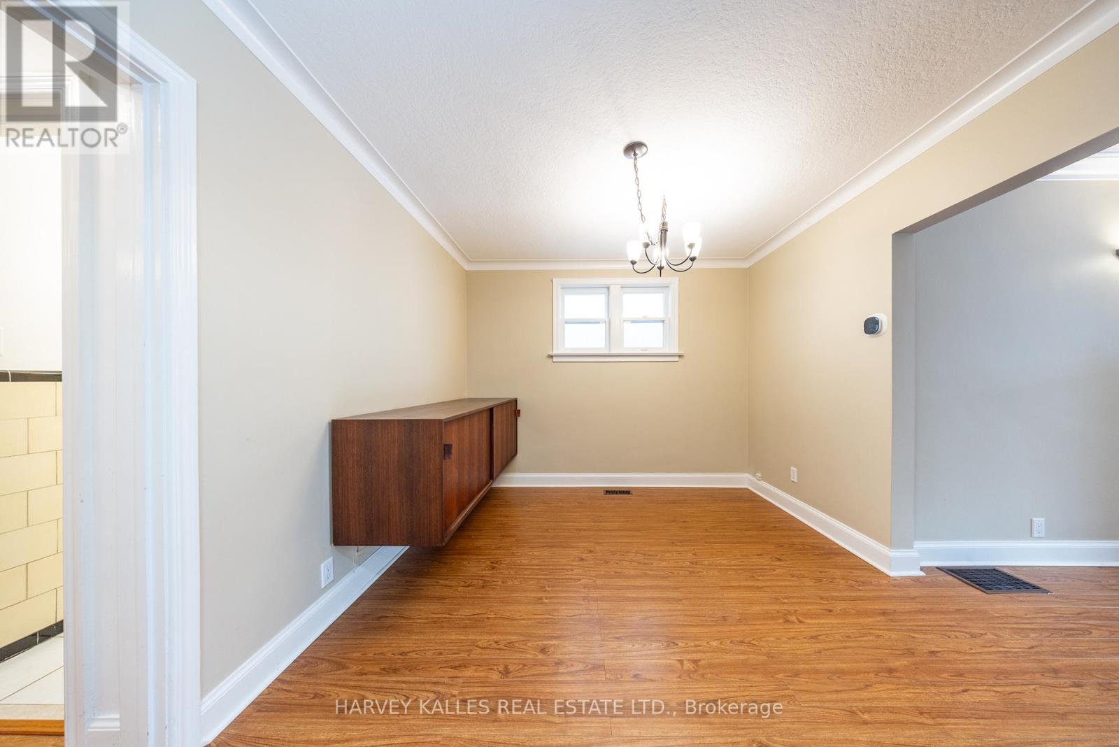 Main - 222 Joicey Boulevard, Toronto, Ontario M5M 2V5 - Photo 22 - C13742748