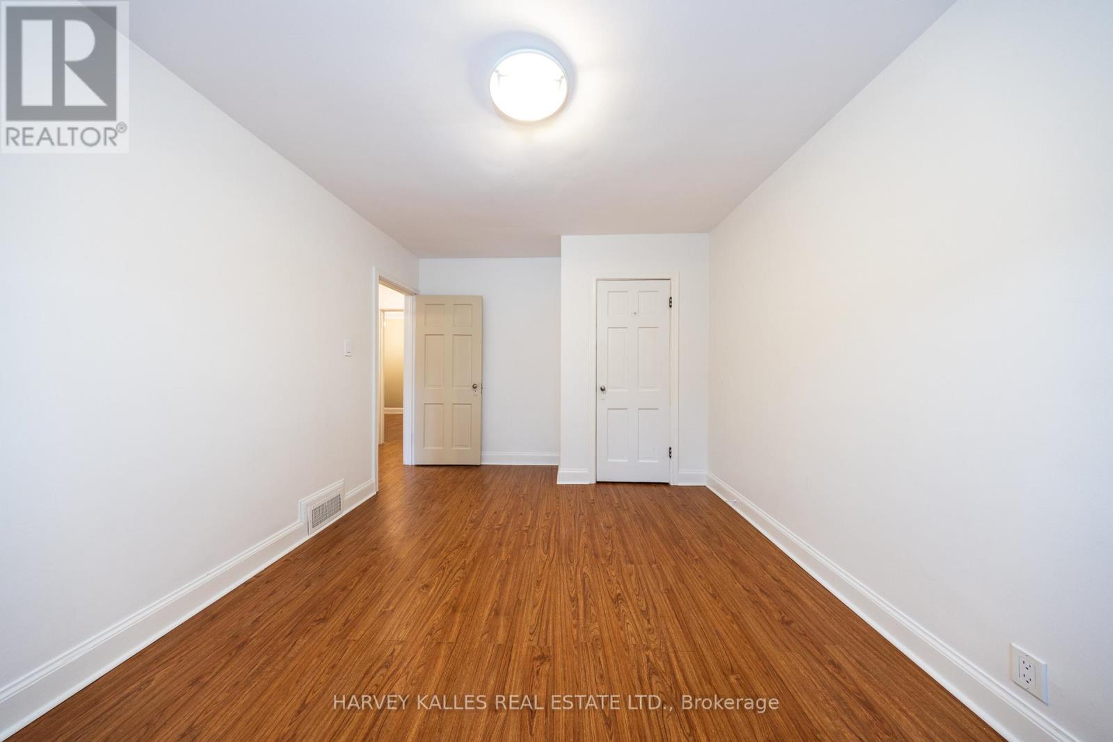 Main - 222 Joicey Boulevard, Toronto, Ontario M5M 2V5 - Photo 32 - C13742748