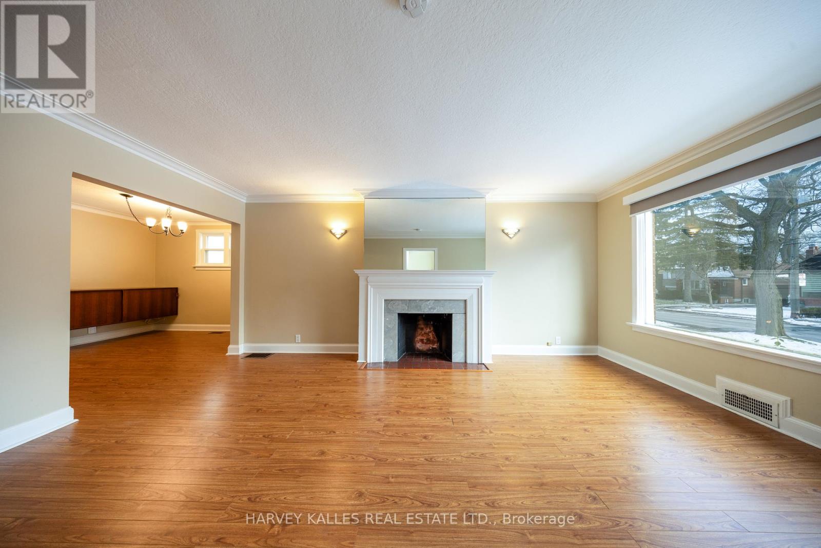 Main - 222 Joicey Boulevard, Toronto, Ontario M5M 2V5 - Photo 5 - C13742748