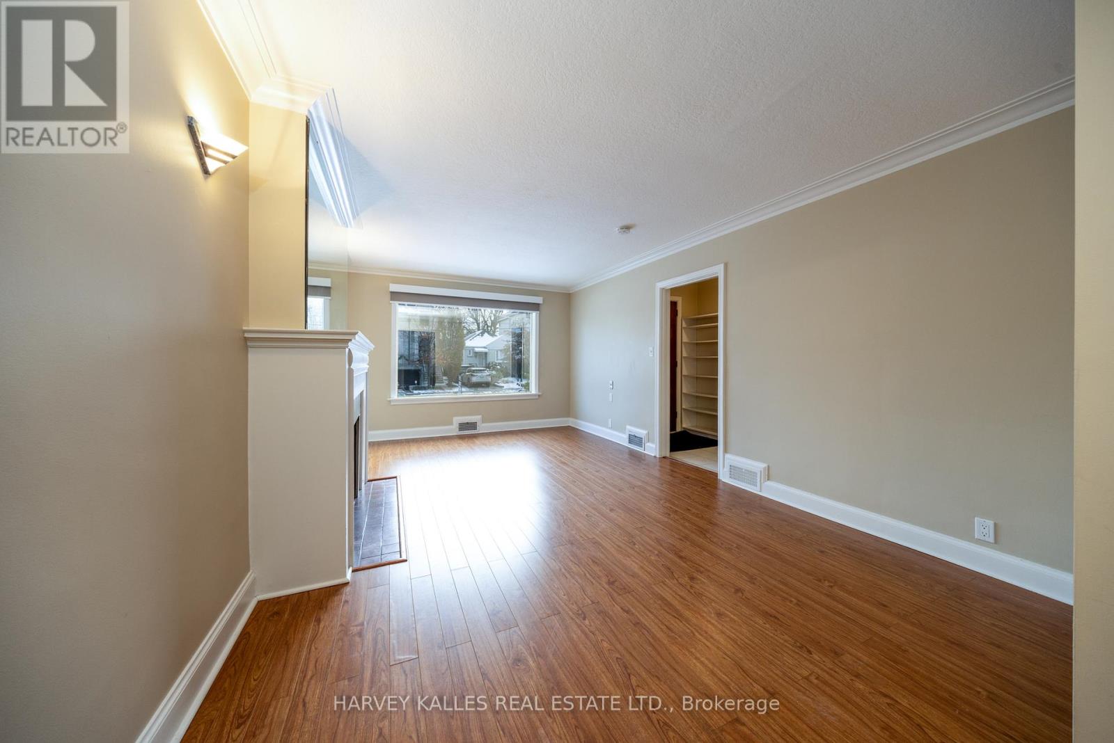 Main - 222 Joicey Boulevard, Toronto, Ontario M5M 2V5 - Photo 7 - C13742748