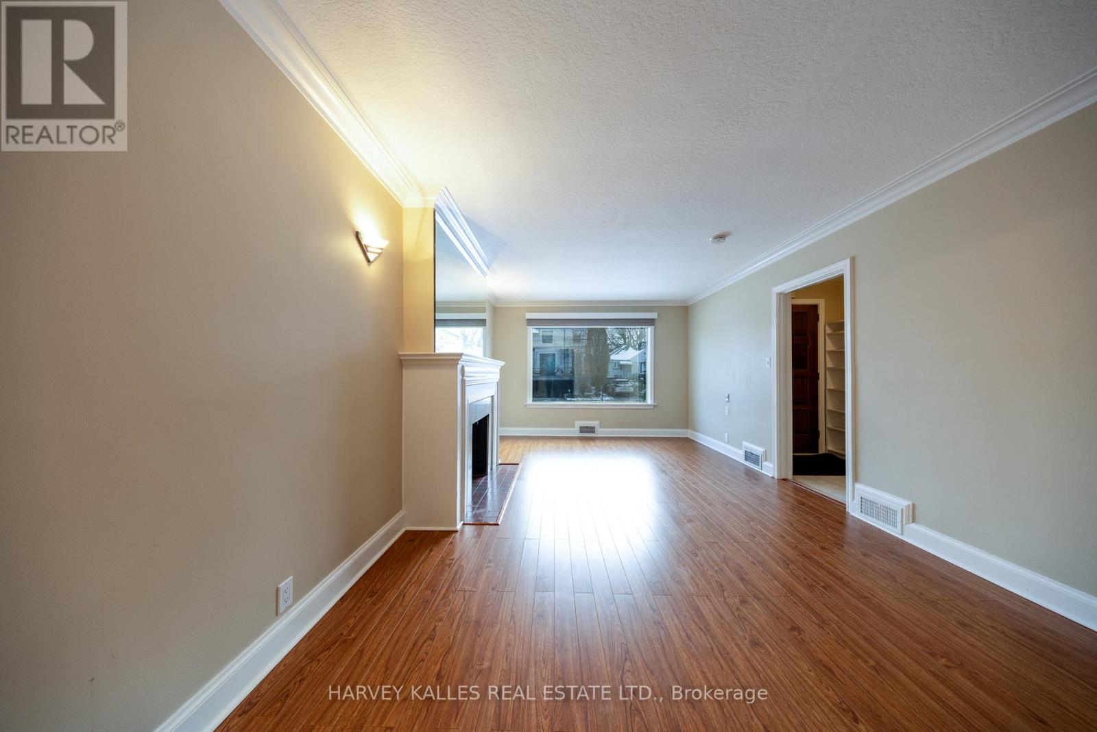 Main - 222 Joicey Boulevard, Toronto, Ontario M5M 2V5 - Photo 9 - C13742748