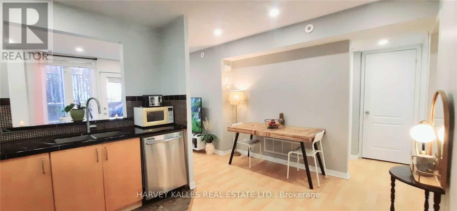 220 - 28 Douro Street, Toronto, Ontario  M6K 3M4 - Photo 10 - C13743304