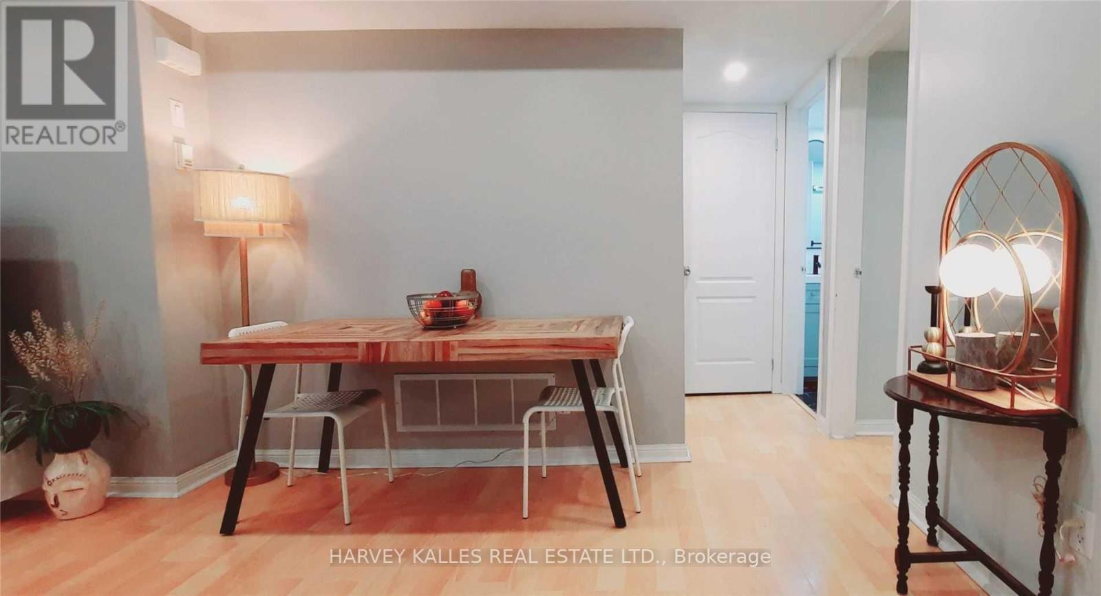 220 - 28 Douro Street, Toronto, Ontario  M6K 3M4 - Photo 12 - C13743304