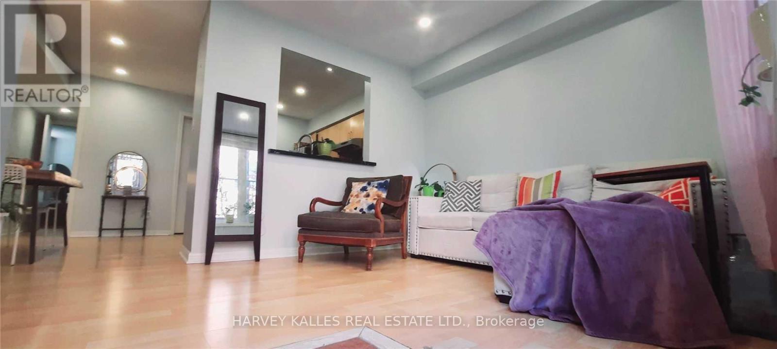 220 - 28 Douro Street, Toronto, Ontario  M6K 3M4 - Photo 6 - C13743304
