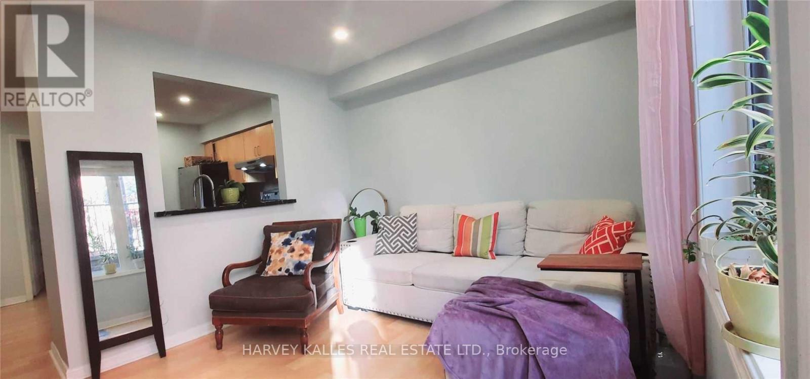 220 - 28 Douro Street, Toronto, Ontario  M6K 3M4 - Photo 7 - C13743304