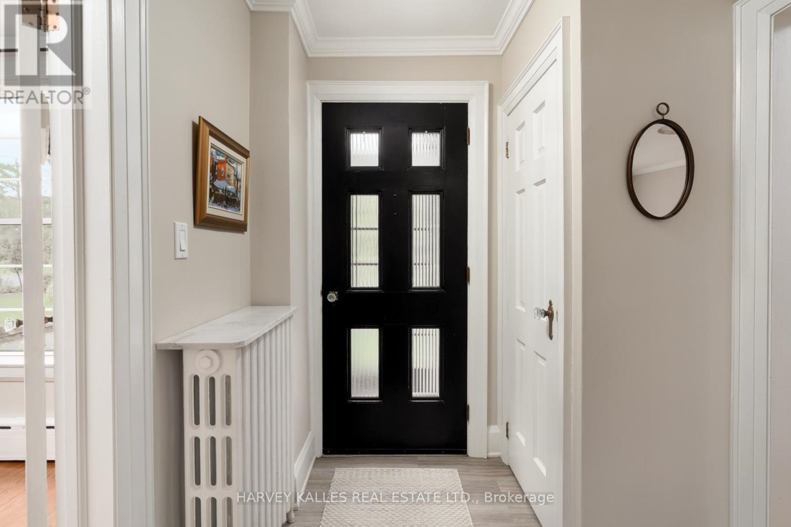 61 Queens Drive, Toronto, Ontario  M9N 2H5 - Photo 7 - W13743474