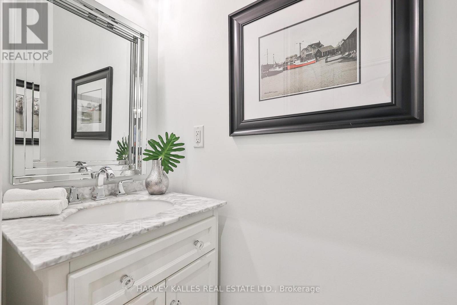 46 Grayleaf Drive, Whitchurch-Stouffville, Ontario  L4A 1S8 - Photo 21 - N13743586