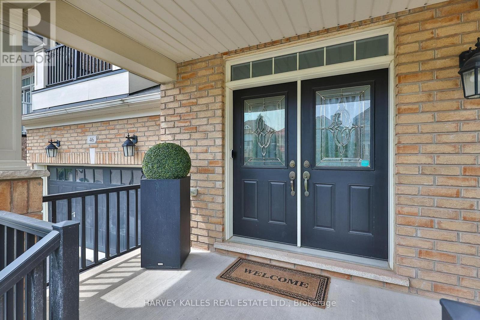 46 Grayleaf Drive, Whitchurch-Stouffville, Ontario  L4A 1S8 - Photo 3 - N13743586