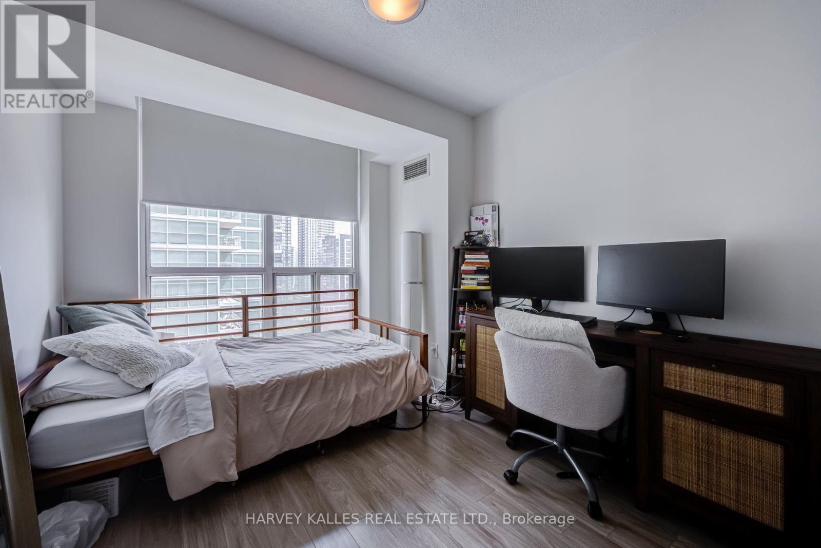 1801 - 50 Lynn Williams Street, Toronto, Ontario M6K 3R9 - Photo 13 - C13746528