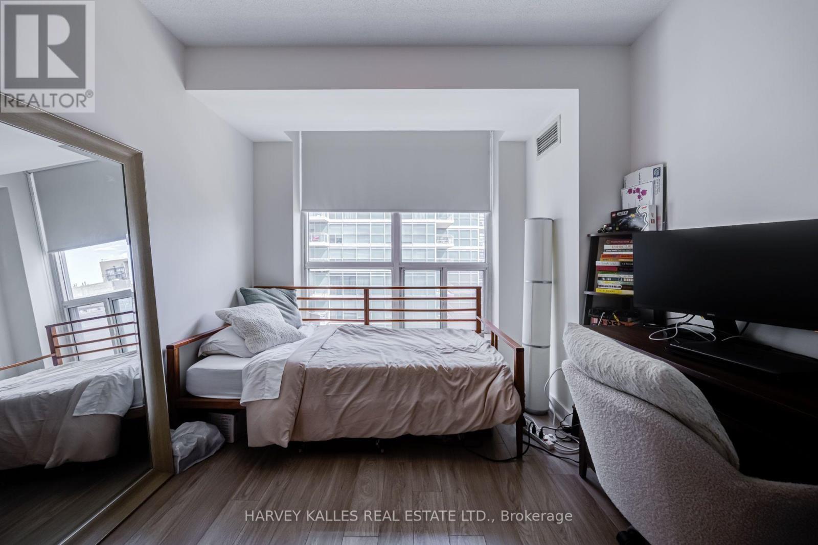 1801 - 50 Lynn Williams Street, Toronto, Ontario M6K 3R9 - Photo 14 - C13746528