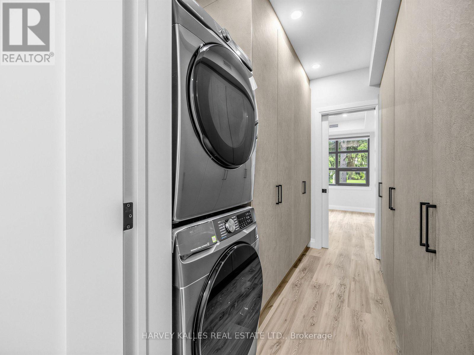 1 - 102 Shaver Avenue N, Toronto, Ontario  M9B 4N7 - Photo 12 - W13746502