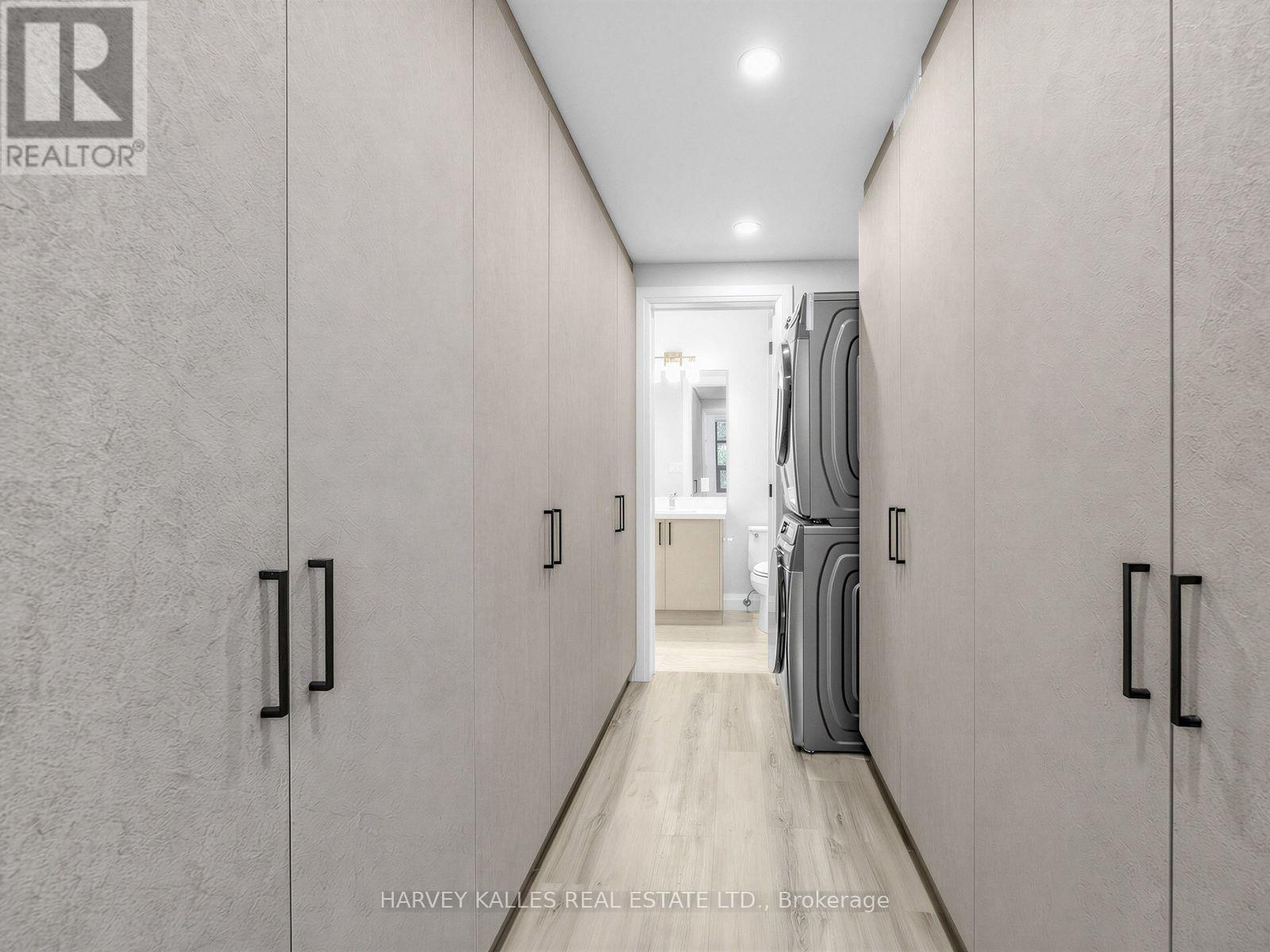 3 - 102 Shaver Avenue N, Toronto, Ontario  M9B 4N7 - Photo 10 - W13746820