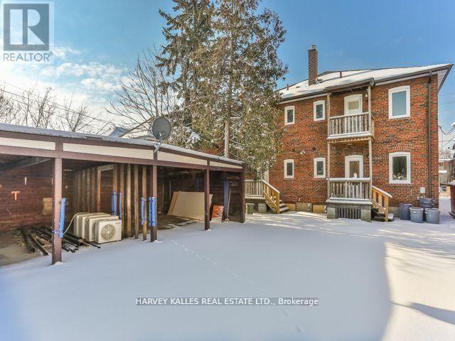 Upper - 989 Avenue Road, Toronto, Ontario  M5P 2K9 - Photo 17 - C13748718