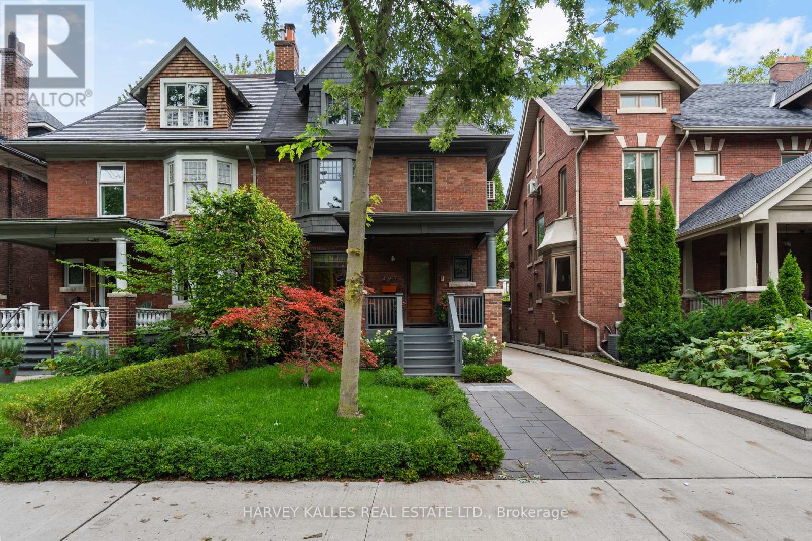 497 Palmerston Boulevard, Toronto, Ontario M6G 2P2 - Photo 2 - C13751854