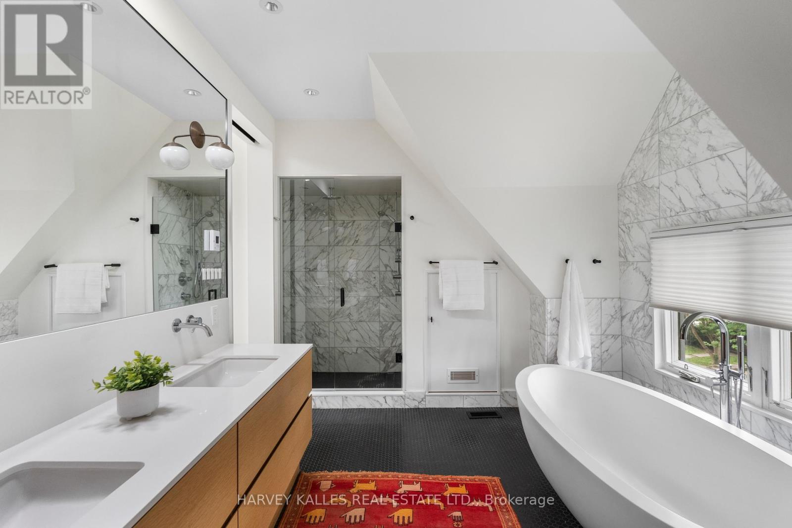 497 Palmerston Boulevard, Toronto, Ontario M6G 2P2 - Photo 34 - C13751854