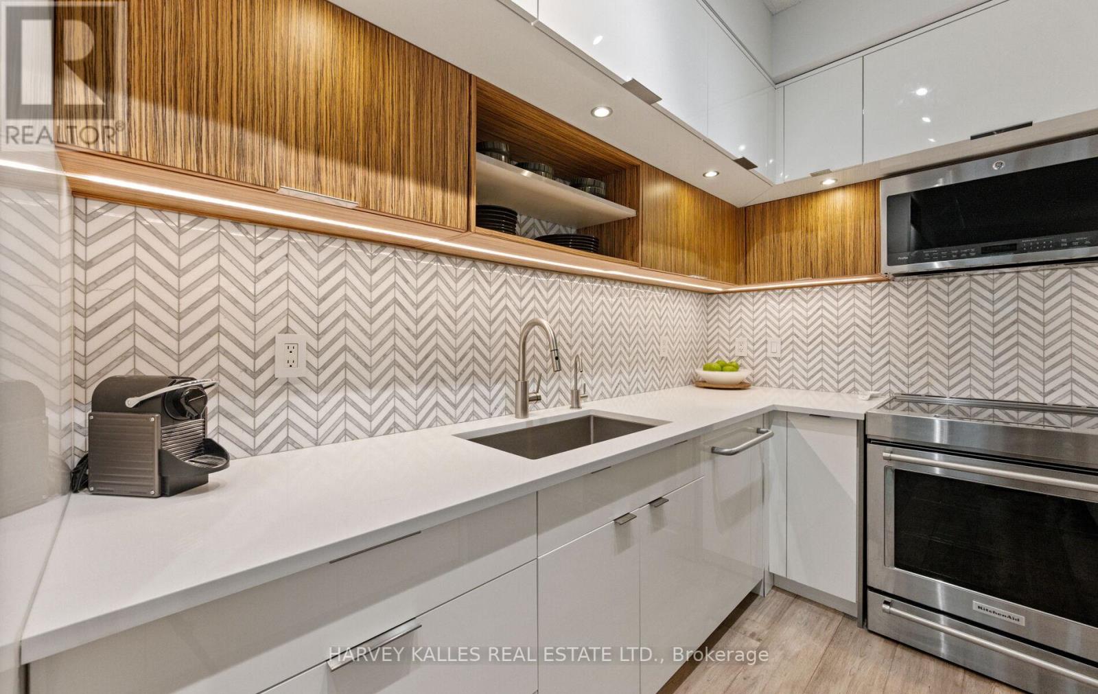418 - 20 Scrivener Square, Toronto, Ontario M4W 3X9 - Photo 11 - C13752192