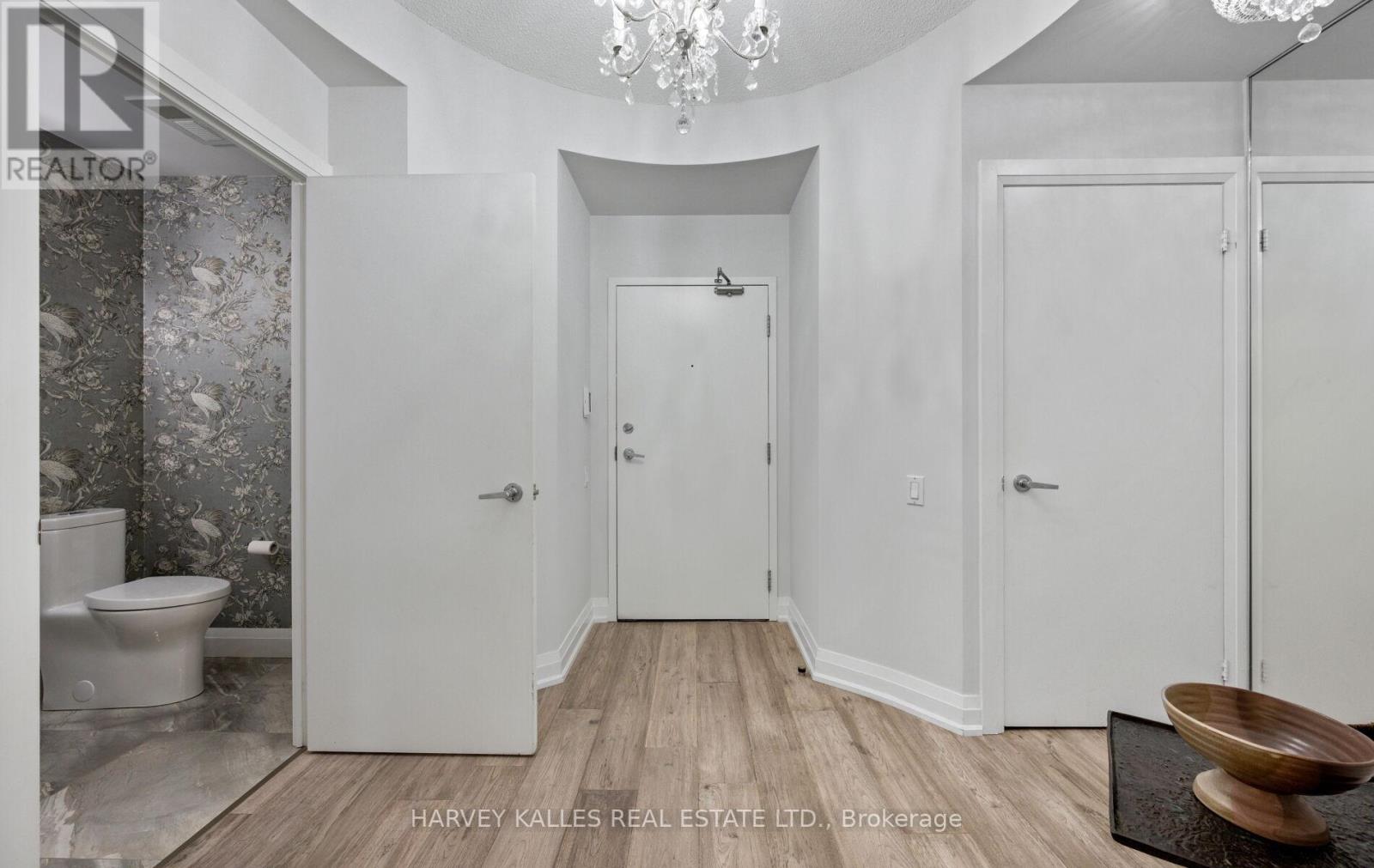 418 - 20 Scrivener Square, Toronto, Ontario M4W 3X9 - Photo 4 - C13752192