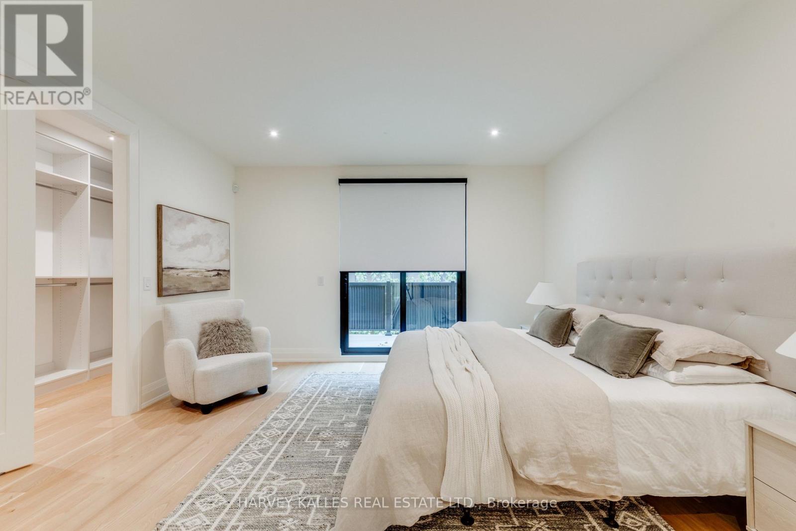 32 Evergreen Gardens, Toronto, Ontario M4G 1C5 - Photo 24 - C13752418