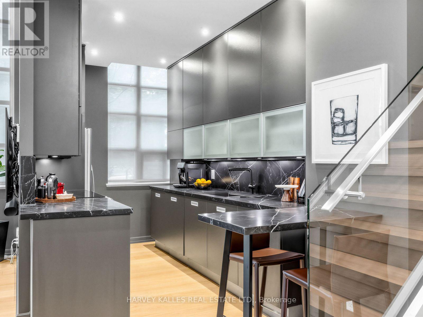106 - 380 Macpherson Avenue, Toronto, Ontario M4V 3E3 - Photo 10 - C13753068