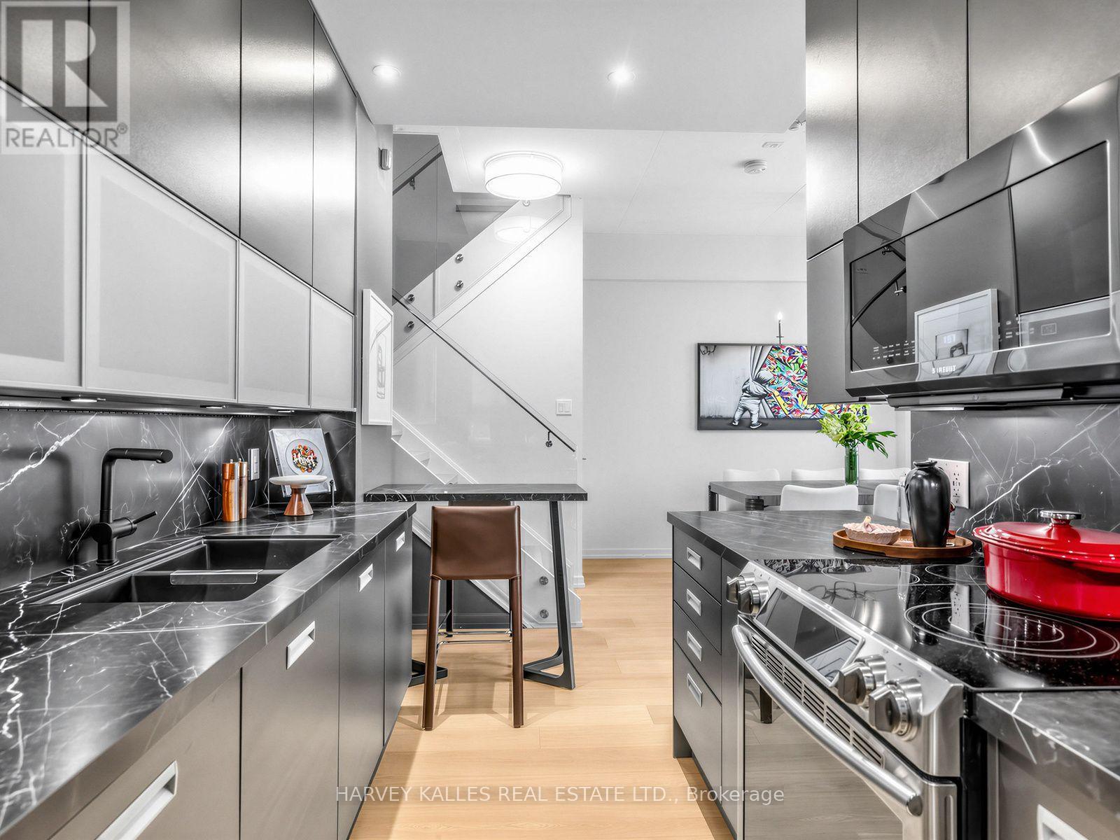 106 - 380 Macpherson Avenue, Toronto, Ontario M4V 3E3 - Photo 7 - C13753068