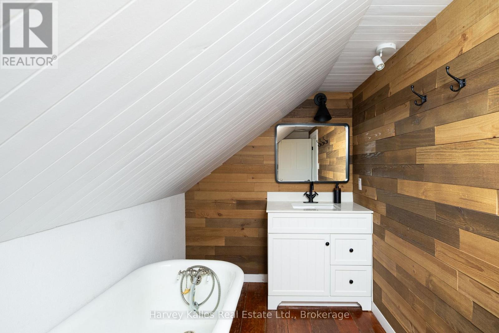 244 Salmon Point Road, Prince Edward County, Ontario K0K 2T0 - Photo 26 - X13754260