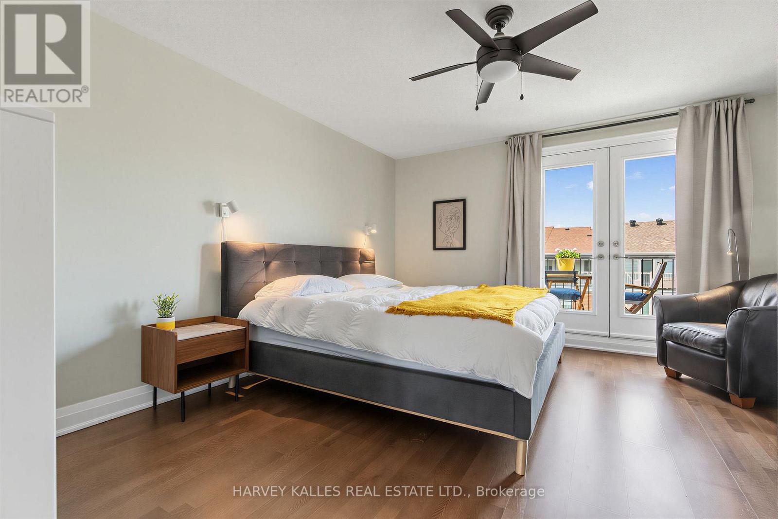 18 Sargent Lane, Toronto, Ontario  M4E 3T9 - Photo 14 - E13754694