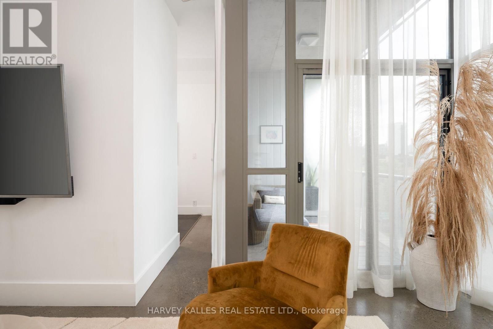 410 - 625 Queen Street E, Toronto, Ontario M4M 1G7 - Photo 23 - E13755004