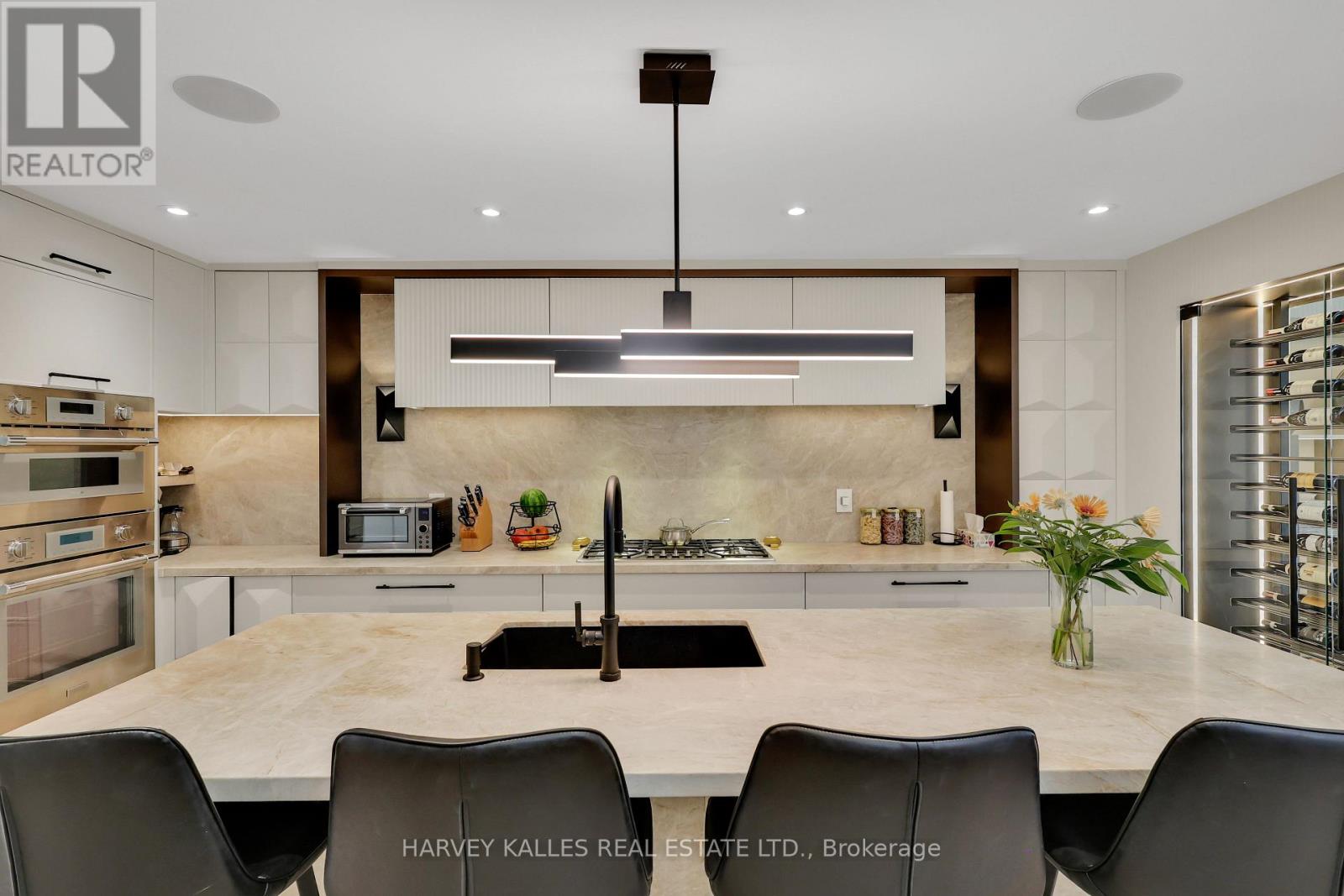 238 Melrose Avenue, Toronto, Ontario M5M 1Z1 - Photo 12 - C13755378