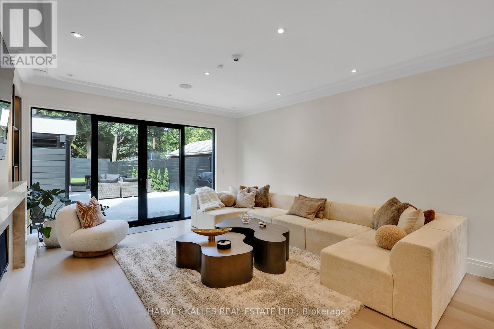 238 Melrose Avenue, Toronto, Ontario M5M 1Z1 - Photo 15 - C13755378